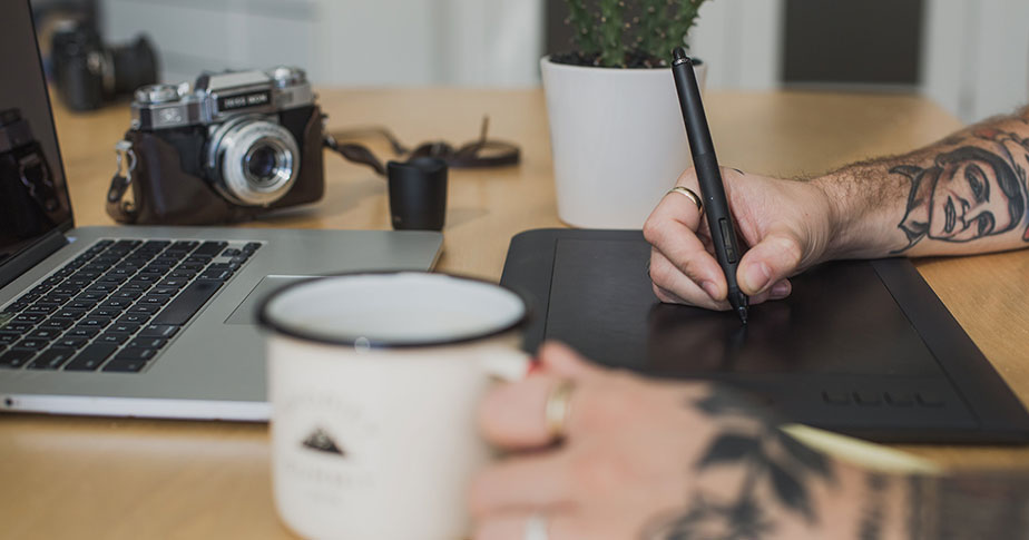 9 thèmes gratuits pour lancer votre boutique Shopify